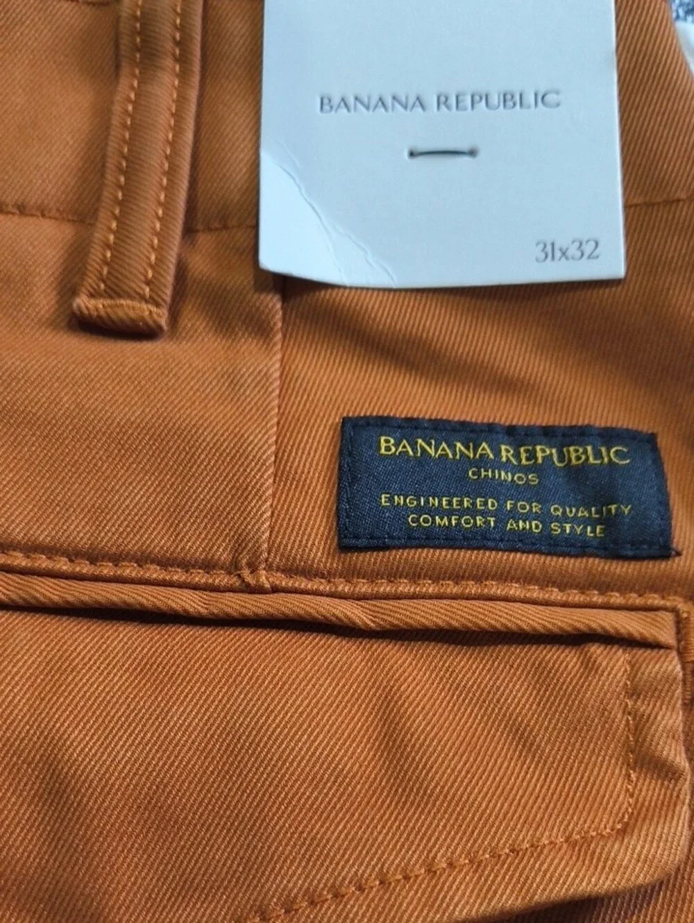 Banana Republic modeled after